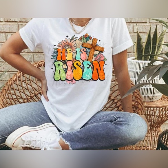 He is risen Tshirt - Picture 2 of 3